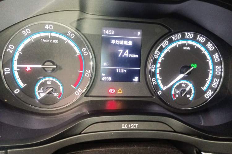 Used Skoda Karoq 2019 TSI280 SmartDrive Luxury Edition China VI standard Odometer Close Up