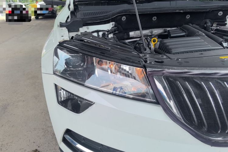 Used Skoda Karoq 2019 TSI280 SmartDrive Luxury Edition China V Standard Right Front Headlight