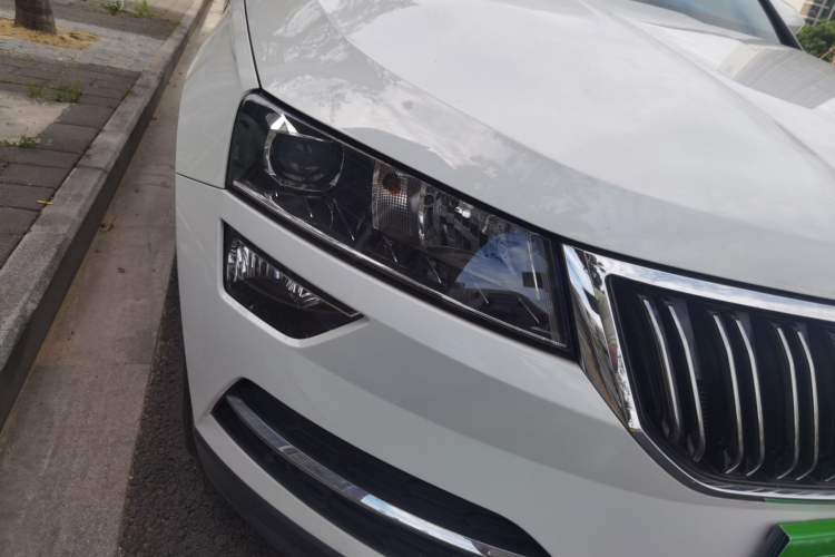 Used Skoda Karoq 2019 TSI280 SmartDrive Luxury Edition China VI standard Right Front Headlight