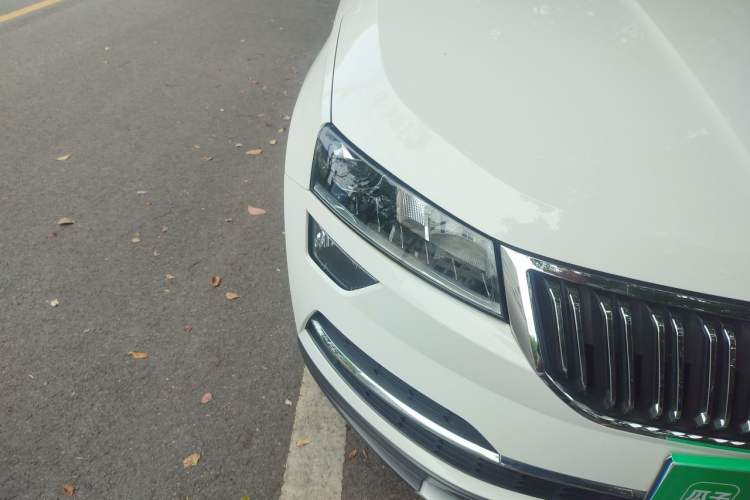 Used Skoda Karoq 2019 TSI280 Smart Drive Elite Edition China V Standard Right Front Headlight