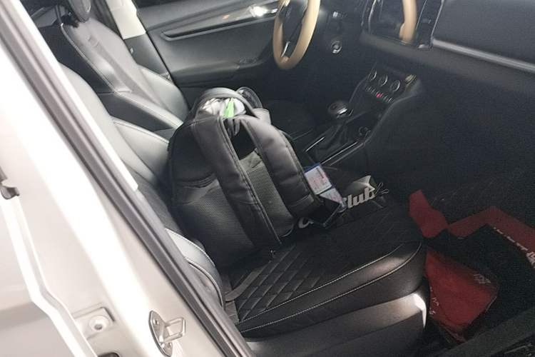 Used Skoda Karoq 2019 TSI280 Smart Drive Elite Edition China V Standard Right Front Seat