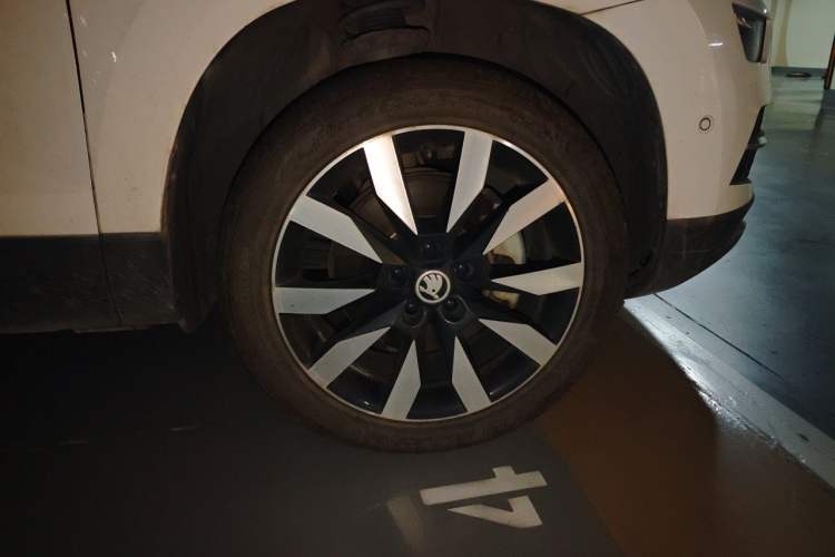 Used Skoda Karoq 2019 TSI280 SmartDrive Luxury Edition China V Standard Right Front Wheel Hub