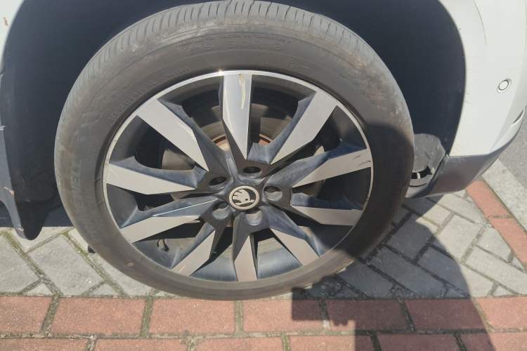 Used Skoda Karoq 2019 TSI280 SmartDrive Luxury Edition China V Standard Right Front Wheel Hub