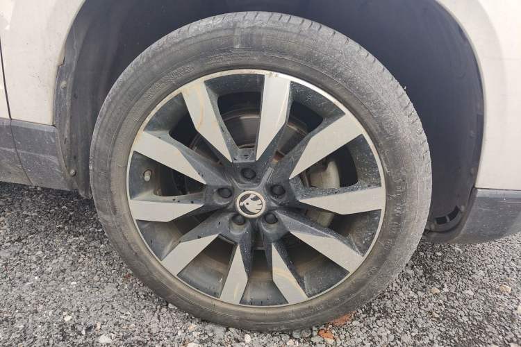 Used Skoda Karoq 2019 TSI280 SmartDrive Luxury Edition China V Standard Right Front Wheel Hub