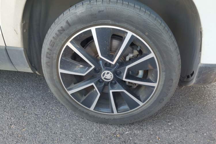 Used Skoda Karoq 2019 TSI280 Smart Drive Elite Edition China V Standard Right Front Wheel Hub