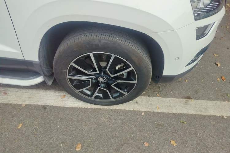 Used Skoda Karoq 2019 TSI280 Smart Drive Elite Edition China V Standard Right Front Wheel Hub