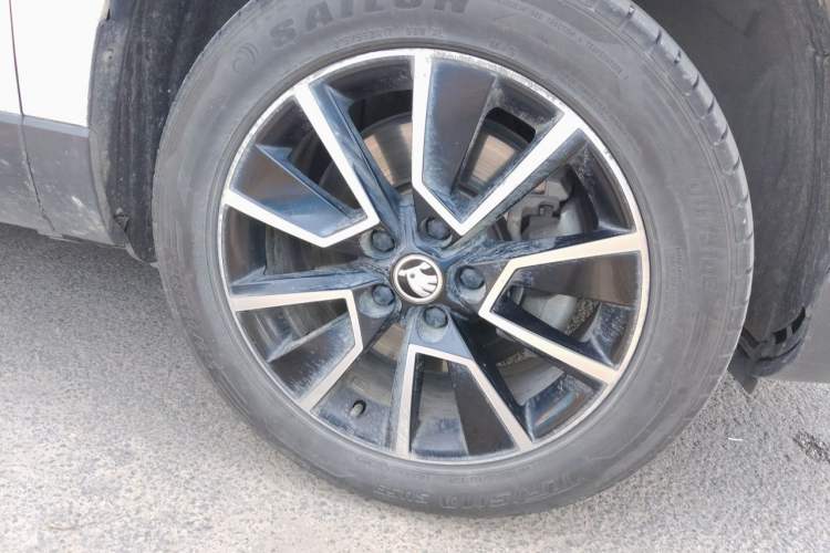 Used Skoda Karoq 2019 TSI280 Smart Drive Elite Edition China V Standard Right Front Wheel Hub