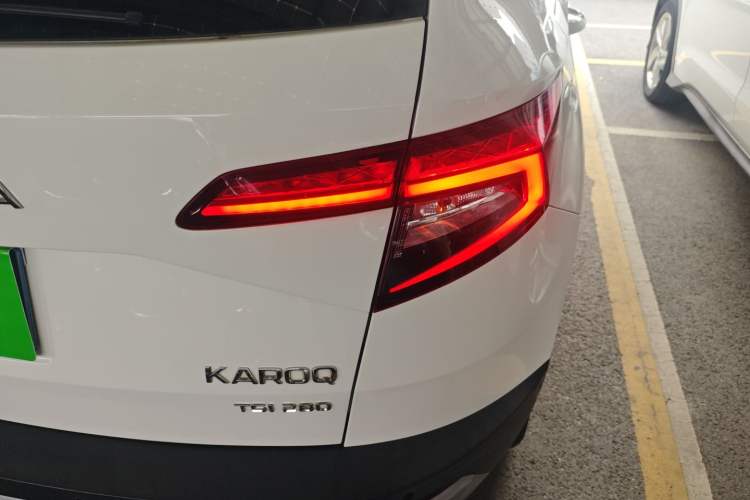 Used Skoda Karoq 2019 TSI280 SmartDrive Luxury Edition China V Standard Right Rear Taillight