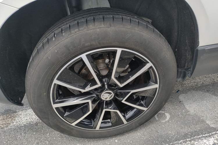 Used Skoda Karoq 2019 TSI280 Smart Drive Elite Edition China V Standard Right Rear Wheel Hub