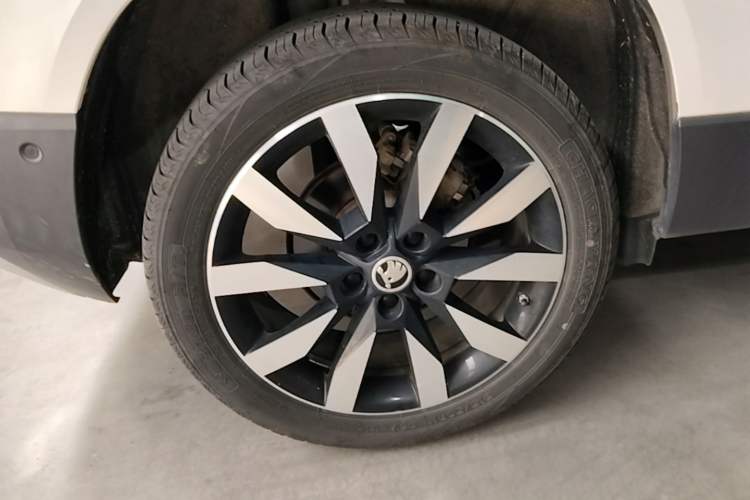 Used Skoda Karoq 2019 TSI280 SmartDrive Luxury Edition China V Standard Right Rear Wheel Hub