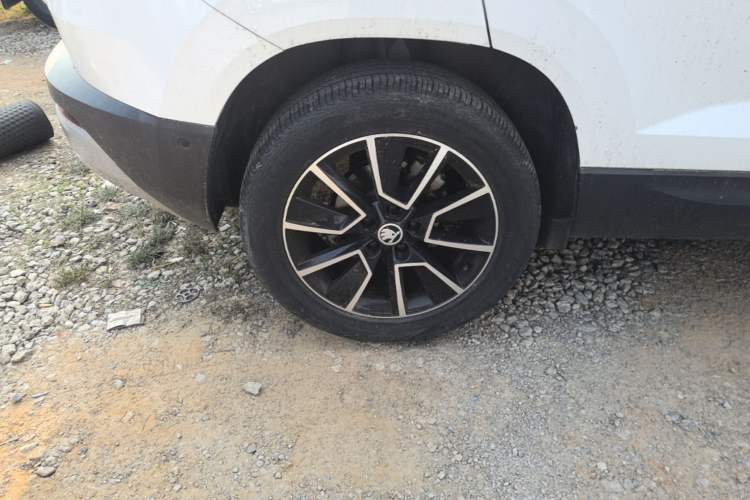 Used Skoda Karoq 2019 TSI280 Smart Drive Elite Edition China V Standard Right Rear Wheel Hub