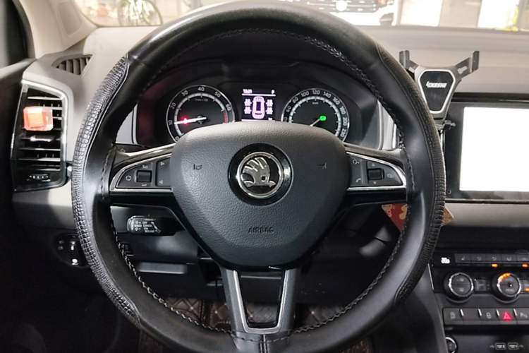 Used Skoda Karoq 2019 TSI280 SmartDrive Luxury Edition China V Standard Steering Wheel