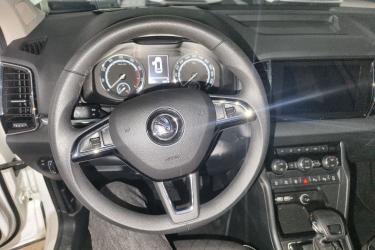 Used Skoda Karoq 2019 TSI280 Smart Drive Elite Edition China V Standard Steering Wheel