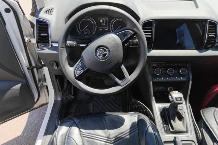 Used Skoda Karoq 2019 TSI280 Comfort Plus Version China V Standard Steering Wheel