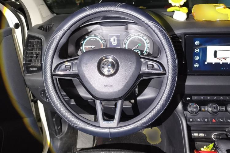 Used Skoda Karoq 2019 TSI280 Smart Drive Deluxe Edition China VI Standard Steering Wheel