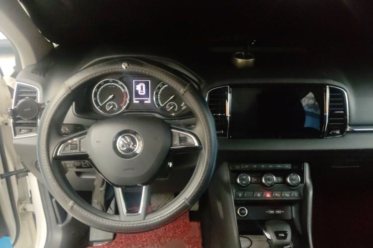 Used Skoda Karoq 2019 TSI280 SmartDrive Luxury Edition China VI standard Steering Wheel