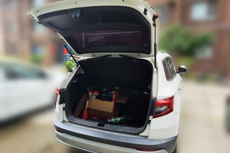Used Skoda Karoq 2019 TSI280 SmartDrive Luxury Edition China VI standard Trunk