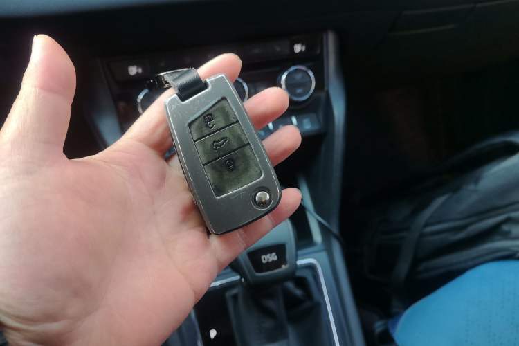 Used Skoda Karoq 2019 TSI280 Smart Drive Deluxe Edition China VI Standard Vehicle Key