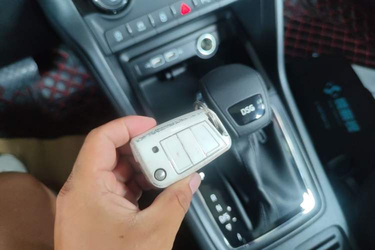 Used Skoda Karoq 2019 TSI280 Smart Drive Elite Edition China V Standard Vehicle Key