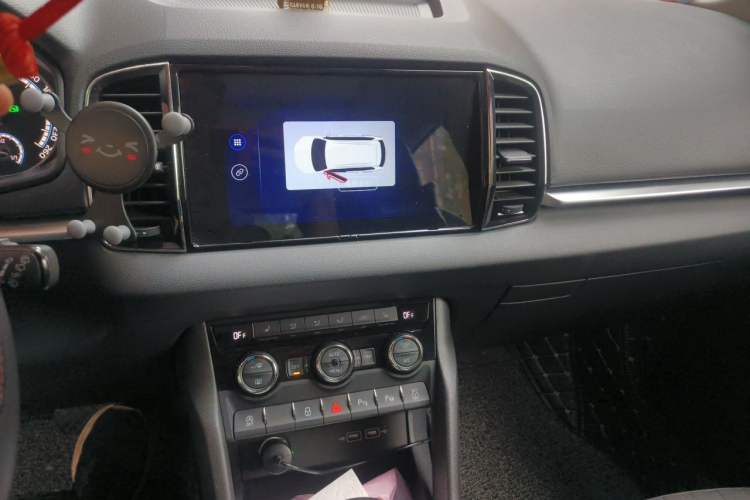 Used Skoda Karoq 2019 TSI280 SmartDrive Luxury Edition China V Standard Audio And AC Panel
