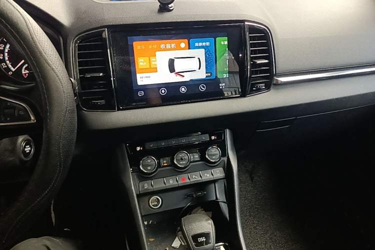 Used Skoda Karoq 2019 TSI280 SmartDrive Luxury Edition China V Standard Audio And AC Panel
