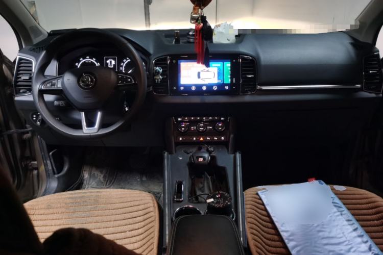 Used Skoda Karoq 2019 TSI280 SmartDrive Luxury Edition China VI standard Center Console
