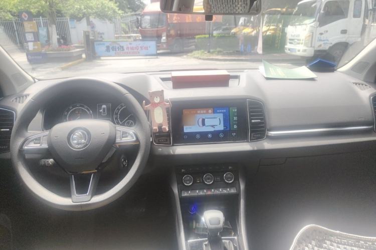 Used Skoda Karoq 2019 TSI280 SmartDrive Luxury Edition China VI standard Center Console