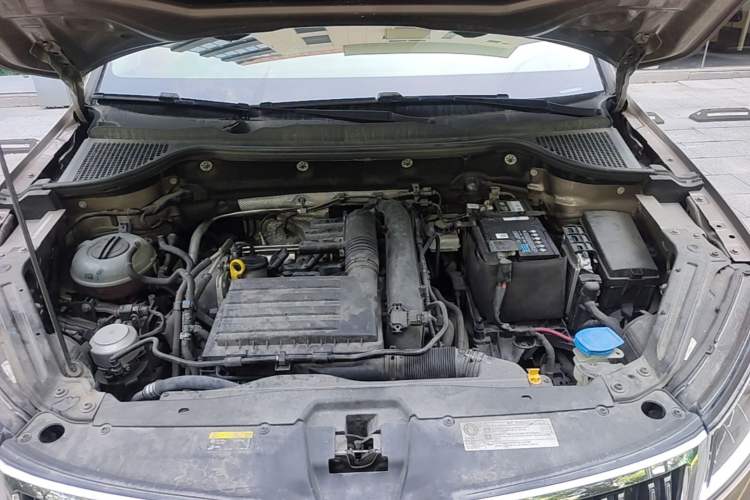 Used Skoda Karoq 2019 TSI280 SmartDrive Luxury Edition China V Standard Engine Bay