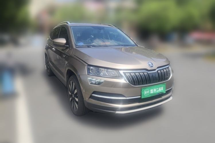 Used Skoda Karoq 2019 TSI280 SmartDrive Luxury Edition China VI standard Front Right 45 Deg