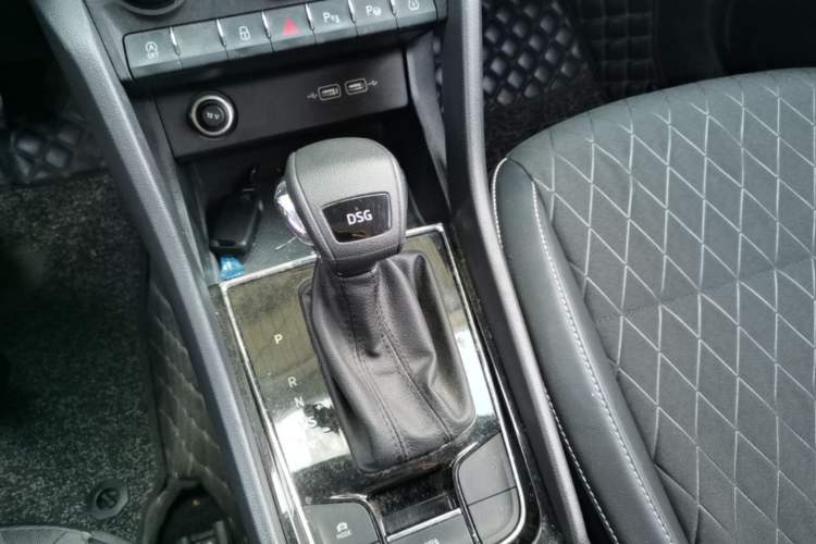 Used Skoda Karoq 2019 TSI280 SmartDrive Luxury Edition China V Standard Gear Lever