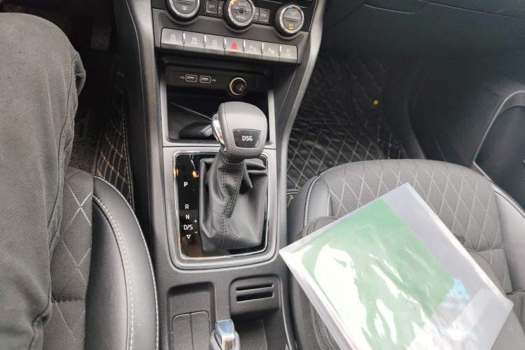 Used Skoda Karoq 2019 TSI280 Smart Drive Elite Edition China V Standard Gear Lever