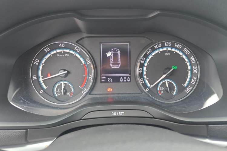 Used Skoda Karoq 2019 TSI280 SmartDrive Luxury Edition China VI standard Instrument Cluster
