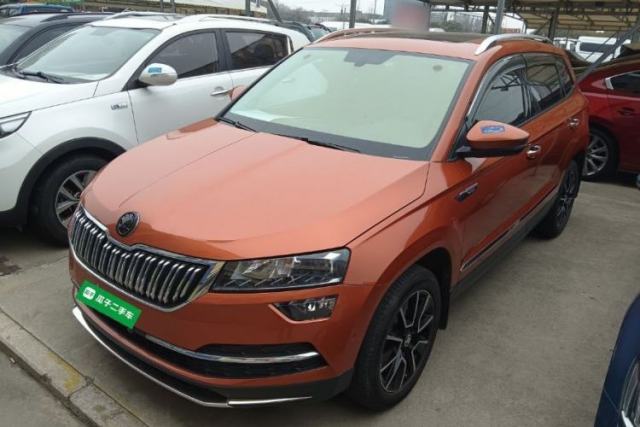 Skoda Karoq 2019 TSI280 Smart Drive Deluxe Edition China VI Standard مستعملة