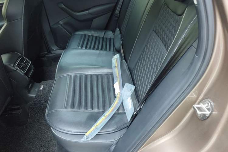 Used Skoda Karoq 2019 TSI280 SmartDrive Luxury Edition China V Standard Left Rear Seat