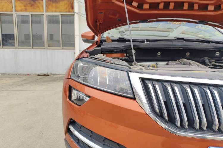 Used Skoda Karoq 2019 TSI280 Smart Drive Elite Edition China V Standard Right Front Headlight