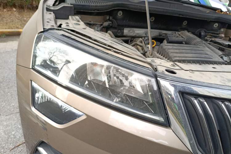 Used Skoda Karoq 2019 TSI280 SmartDrive Luxury Edition China V Standard Right Front Headlight