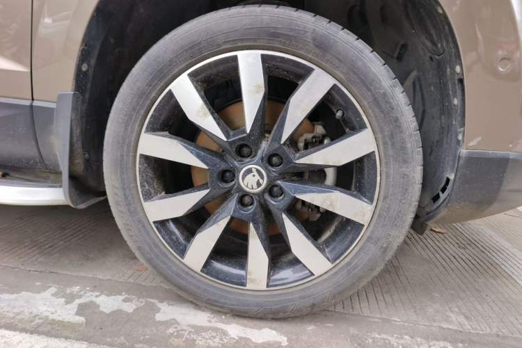 Used Skoda Karoq 2019 TSI280 SmartDrive Luxury Edition China V Standard Right Front Wheel Hub