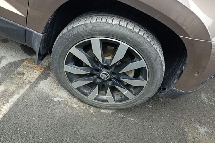 Used Skoda Karoq 2019 TSI280 SmartDrive Luxury Edition China V Standard Right Front Wheel Hub