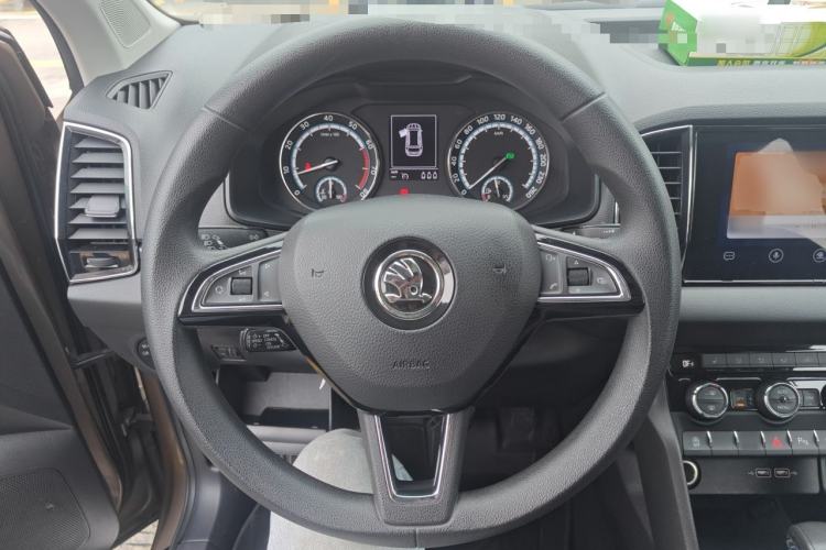Used Skoda Karoq 2019 TSI280 SmartDrive Luxury Edition China VI standard Steering Wheel