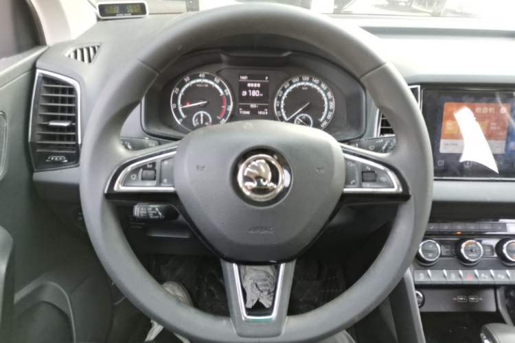 Used Skoda Karoq 2019 TSI280 SmartDrive Luxury Edition China V Standard Steering Wheel