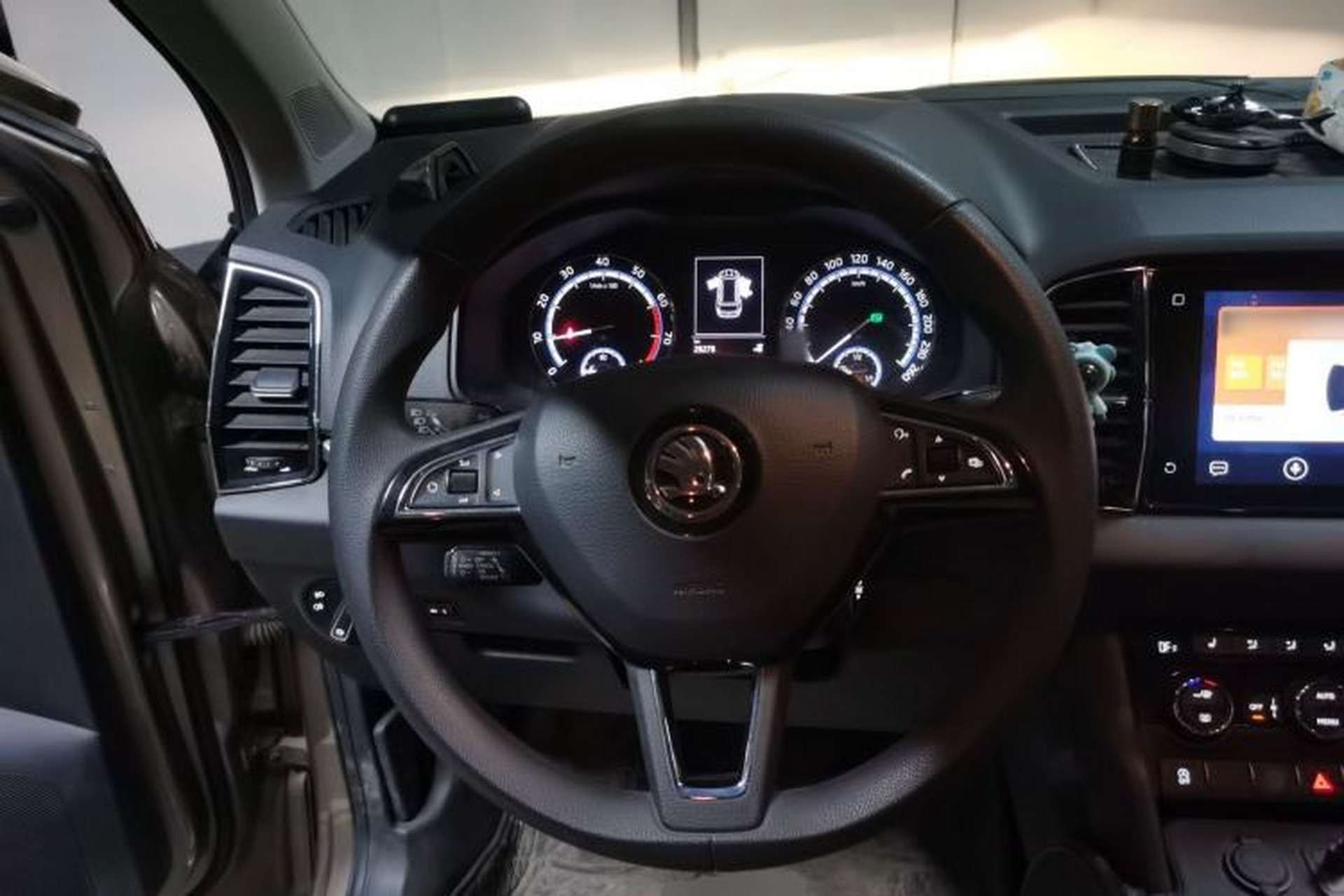 Used Skoda Karoq 2019 TSI280 SmartDrive Luxury Edition China VI standard Steering Wheel