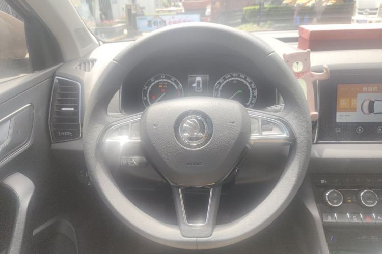 Used Skoda Karoq 2019 TSI280 SmartDrive Luxury Edition China VI standard Steering Wheel