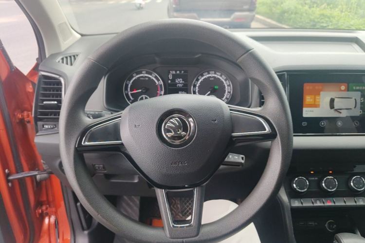 Used Skoda Karoq 2019 TSI280 Comfort Plus Version China VI Standard Steering Wheel