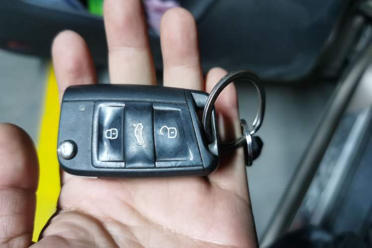 Used Skoda Karoq 2019 TSI280 SmartDrive Luxury Edition China VI standard Vehicle Key