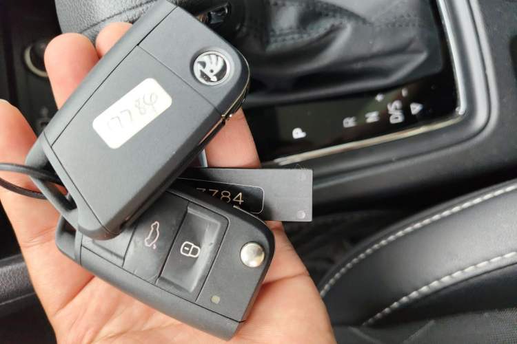 Used Skoda Karoq 2019 TSI280 Smart Drive Elite Edition China V Standard Vehicle Key