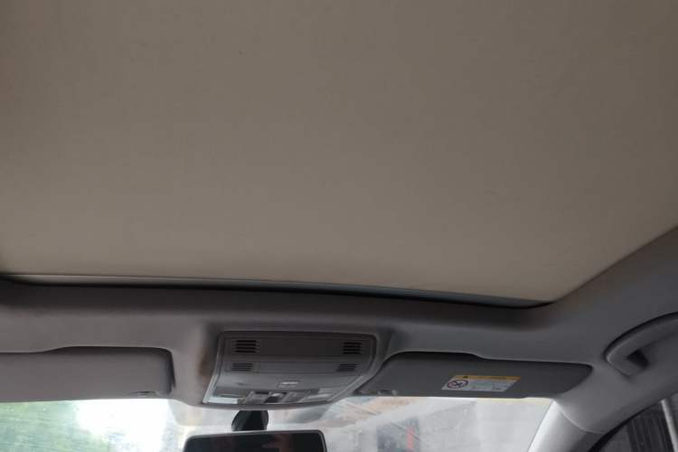 Used Skoda Karoq 2020 TSI280 Luxury Smart Edition China VI Standard Headliner