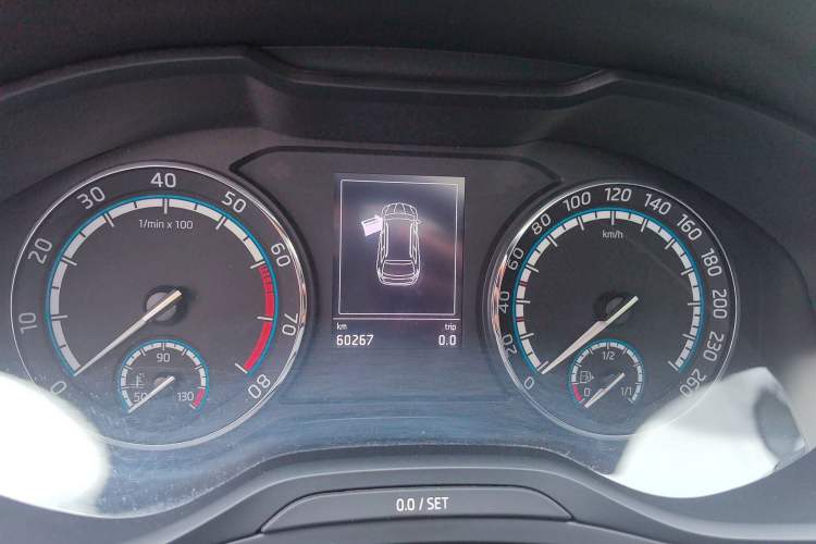Used Skoda Karoq 2020 TSI280 Luxury Smart Edition China VI Standard Instrument Cluster