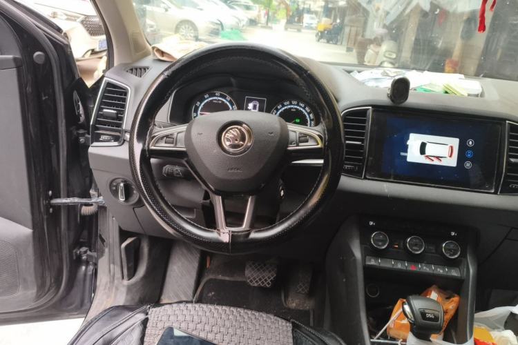Used Skoda Karoq 2020 TSI280 Luxury Smart Edition China VI Standard Steering Wheel