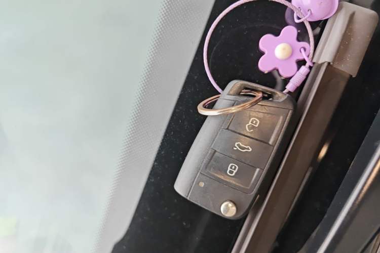 Used Skoda Karoq 2020 TSI280 Luxury Smart Edition China VI Standard Vehicle Key