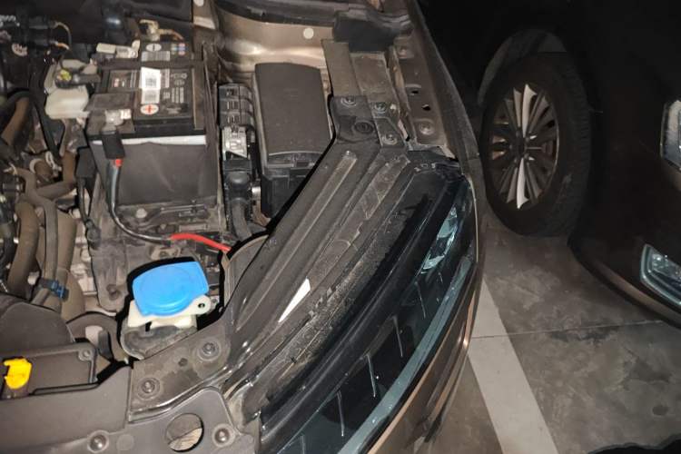 Used Skoda Karoq 2020 TSI280 Luxury Smart Edition China VI Standard Engine Bay Left